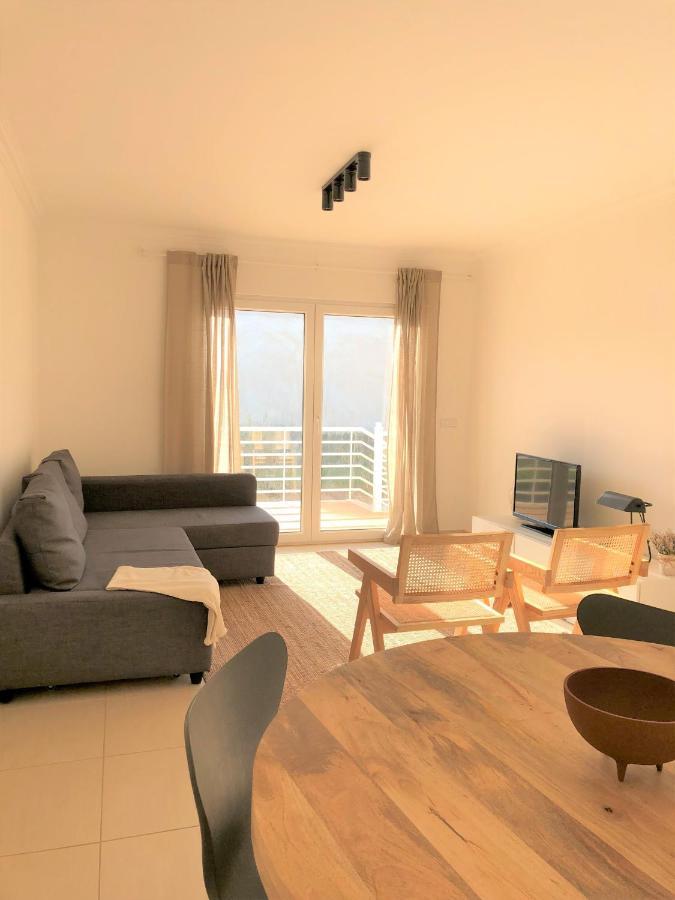 Sea Avenue House - Center Baleal - Surfboard Included Apartment Ferrel  Exterior photo